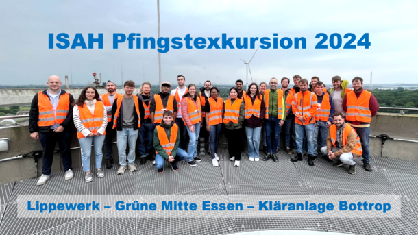Gruppenbild der Pfingstexkursion 2024 zum Lippewerk, der Grünen Mitte Essen und der Kläranlage Bottrop